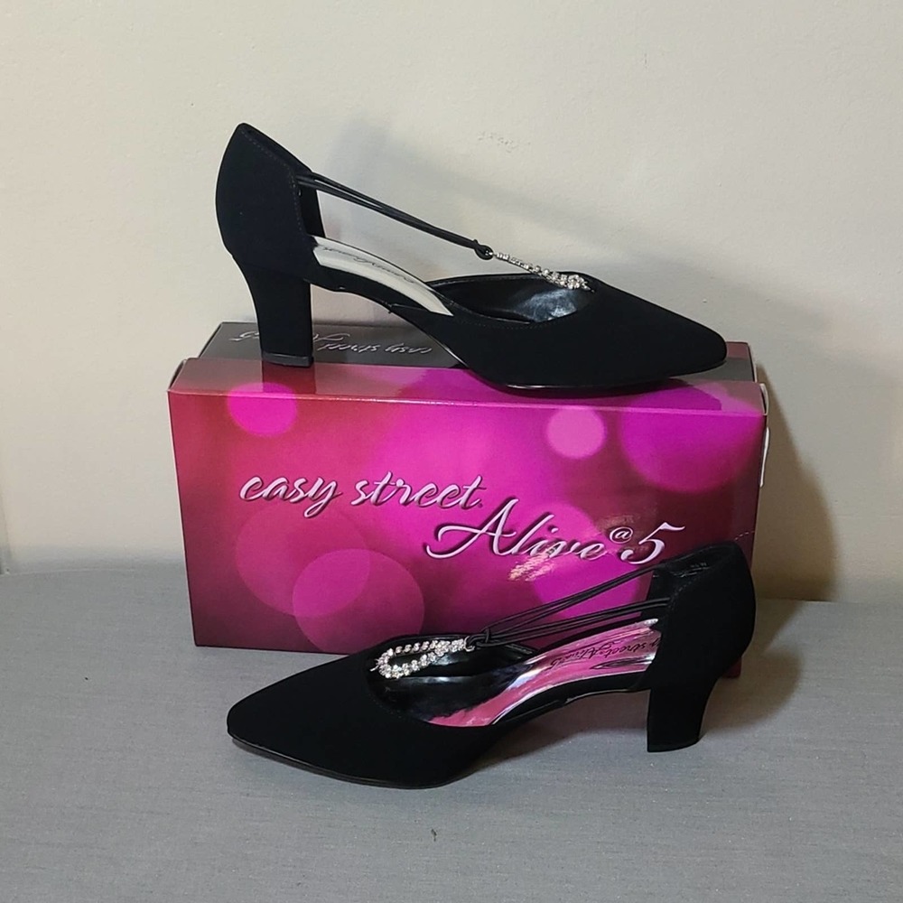 New Easy Street Lamy Black Dress Heels
